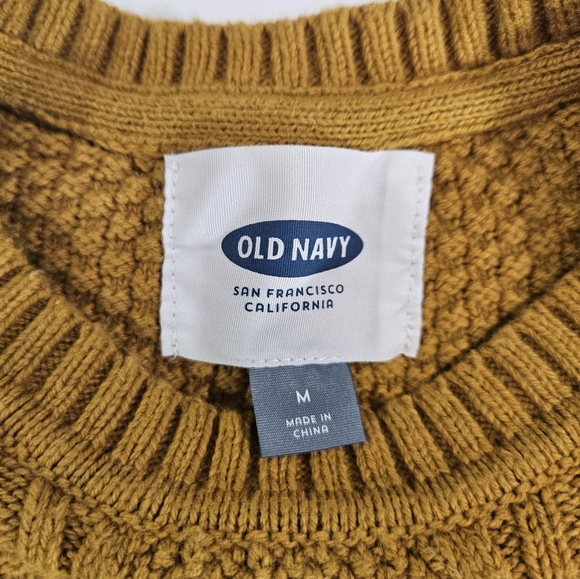 Old Navy gold cable knit sweater women's size medium - Picture 9 of 10
